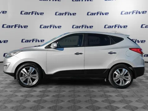 Photos of 2014 Hyundai Tucson Limited for sale in Plaistow, NH at CarFive Plaistow, NH