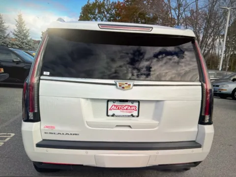 More photos of 2019 Cadillac Escalade Luxury at CarFive Plaistow, NH, NH