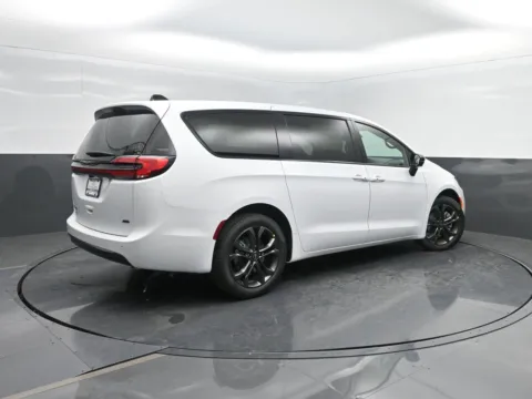 Photos of 2026 Chrysler Pacifica Select for sale in Charles City, IA at Mike Molstead Motors Chrysler, Dodge, Jeep, and Ram