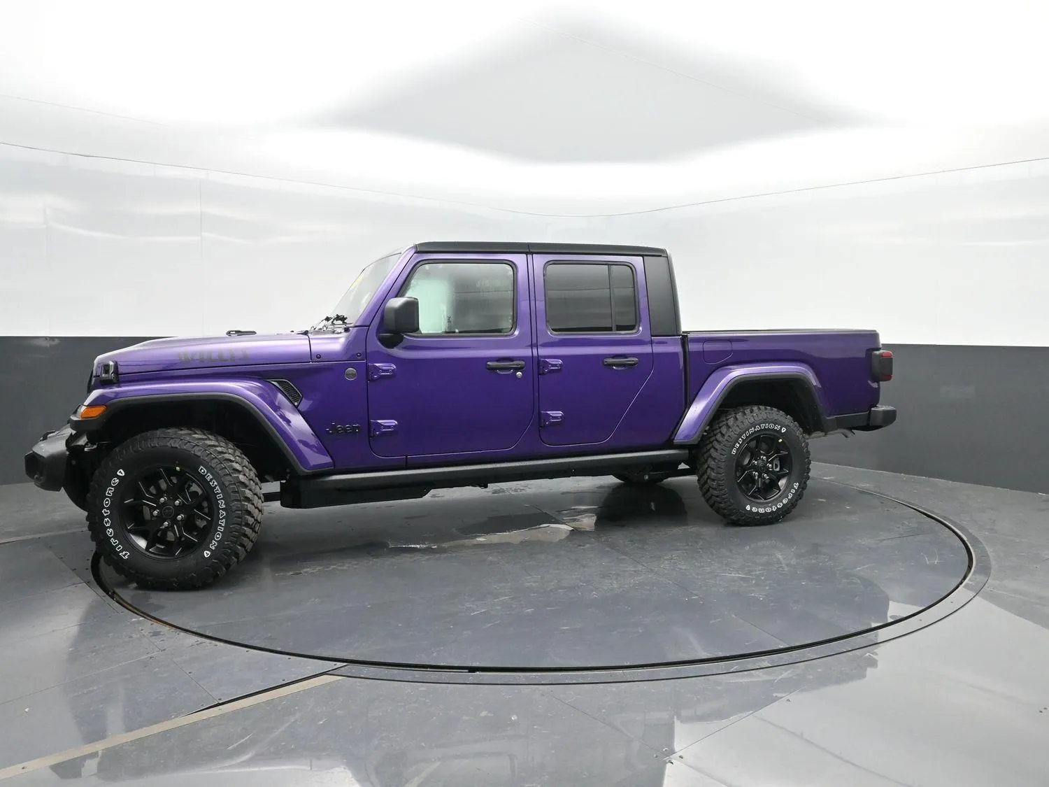 Purple 2026 Jeep Gladiator Willys for sale in Charles City, IA
