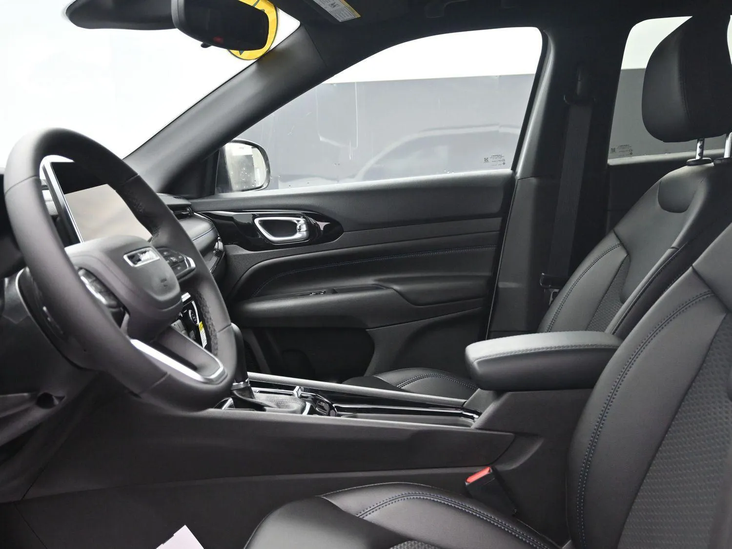 2026 Jeep Compass Latitude Altitude - Photo 17