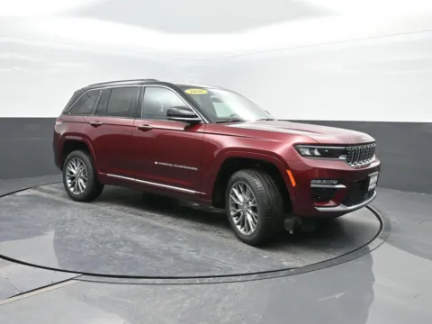 More photos of 2025 Jeep Grand Cherokee Summit at Mike Molstead Motors Chrysler, Dodge, Jeep, and Ram, IA