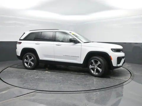 Another view of 2026 Jeep Grand Cherokee Limited for sale in Charles City, IA at Mike Molstead Motors Chrysler, Dodge, Jeep, and Ram