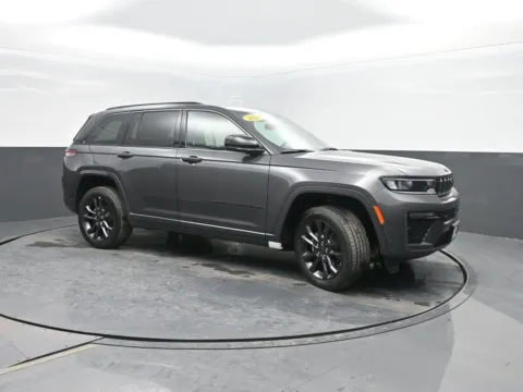 More photos of 2026 Jeep Grand Cherokee Limited Reserve at Mike Molstead Motors Chrysler, Dodge, Jeep, and Ram, IA