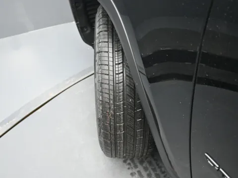 More photos of 2026 Jeep Grand Cherokee Laredo Altitude at Mike Molstead Motors Chrysler, Dodge, Jeep, and Ram, IA