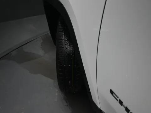 More photos of 2026 Jeep Cherokee Limited at Mike Molstead Motors Chrysler, Dodge, Jeep, and Ram, IA