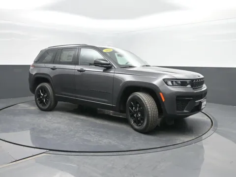 More photos of 2026 Jeep Grand Cherokee Laredo Altitude at Mike Molstead Motors Chrysler, Dodge, Jeep, and Ram, IA