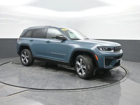 Another view of 2026 Jeep Grand Cherokee Limited for sale in Charles City, IA at Mike Molstead Motors Chrysler, Dodge, Jeep, and Ram