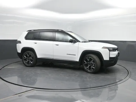 Another view of 2026 Jeep Cherokee Overland for sale in Charles City, IA at Mike Molstead Motors Chrysler, Dodge, Jeep, and Ram