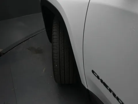 More photos of 2026 Jeep Cherokee Overland at Mike Molstead Motors Chrysler, Dodge, Jeep, and Ram, IA