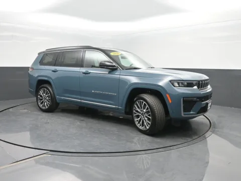 More photos of 2026 Jeep Grand Cherokee L Summit at Mike Molstead Motors Chrysler, Dodge, Jeep, and Ram, IA