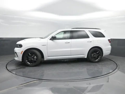 White 2026 Dodge Durango GT Premium HEMI V8 for sale in Charles City, IA