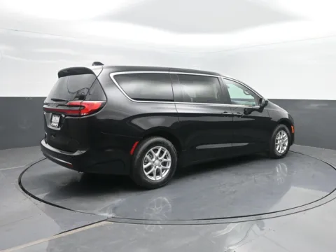 Photos of 2027 Chrysler Pacifica Select for sale in Charles City, IA at Mike Molstead Motors Chrysler, Dodge, Jeep, and Ram