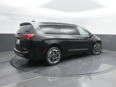 Photos of 2027 Chrysler Pacifica Limited for sale in Charles City, IA at Mike Molstead Motors Chrysler, Dodge, Jeep, and Ram
