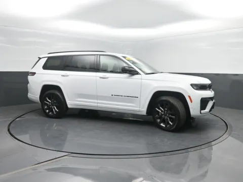 Another view of 2026 Jeep Grand Cherokee L Limited Reserve for sale in Charles City, IA at Mike Molstead Motors Chrysler, Dodge, Jeep, and Ram