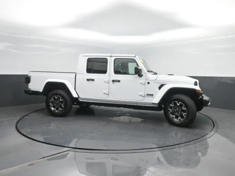 Another view of 2026 Jeep Gladiator Sahara for sale in Charles City, IA at Mike Molstead Motors Chrysler, Dodge, Jeep, and Ram