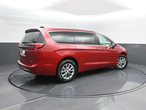 Photos of 2027 Chrysler Pacifica Select for sale in Charles City, IA at Mike Molstead Motors Chrysler, Dodge, Jeep, and Ram
