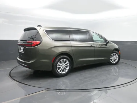 Photos of 2027 Chrysler Pacifica Select for sale in Charles City, IA at Mike Molstead Motors Chrysler, Dodge, Jeep, and Ram