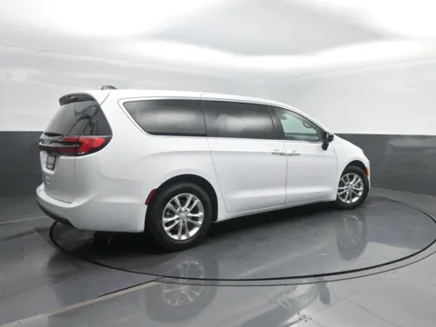 Photos of 2027 Chrysler Pacifica Select for sale in Charles City, IA at Mike Molstead Motors Chrysler, Dodge, Jeep, and Ram