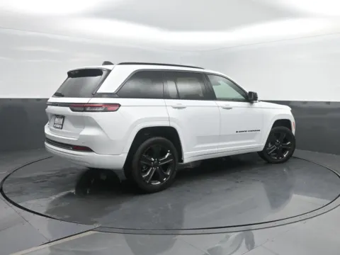 Photos of 2027 Jeep Grand Cherokee Limited Reserve for sale in Charles City, IA at Mike Molstead Motors Chrysler, Dodge, Jeep, and Ram