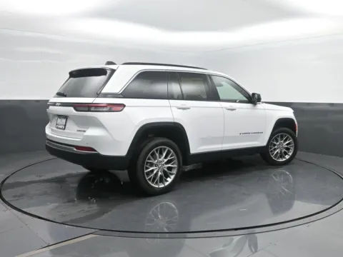 Photos of 2027 Jeep Grand Cherokee Limited for sale in Charles City, IA at Mike Molstead Motors Chrysler, Dodge, Jeep, and Ram