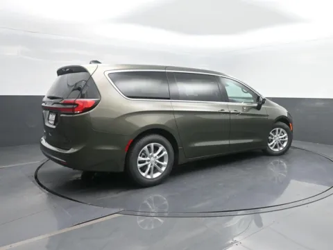 Photos of 2027 Chrysler Pacifica Select for sale in Charles City, IA at Mike Molstead Motors Chrysler, Dodge, Jeep, and Ram
