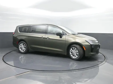 Another view of 2027 Chrysler Pacifica Select for sale in Charles City, IA at Mike Molstead Motors Chrysler, Dodge, Jeep, and Ram
