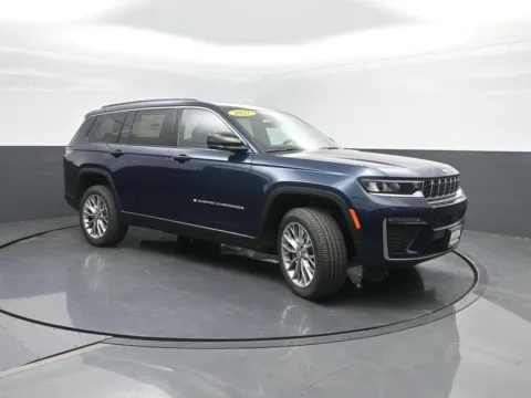 More photos of 2027 Jeep Grand Cherokee L Limited at Mike Molstead Motors Chrysler, Dodge, Jeep, and Ram, IA