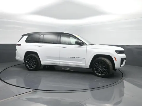 Another view of 2027 Jeep Grand Cherokee L Summit for sale in Charles City, IA at Mike Molstead Motors Chrysler, Dodge, Jeep, and Ram