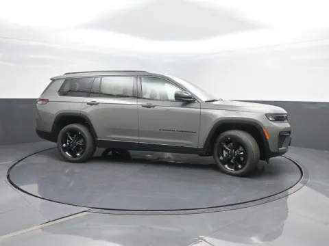 Another view of 2027 Jeep Grand Cherokee L Limited for sale in Charles City, IA at Mike Molstead Motors Chrysler, Dodge, Jeep, and Ram