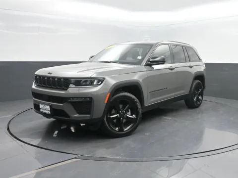 Another view of 2027 Jeep Grand Cherokee Limited for sale in Charles City, IA at Mike Molstead Motors Chrysler, Dodge, Jeep, and Ram