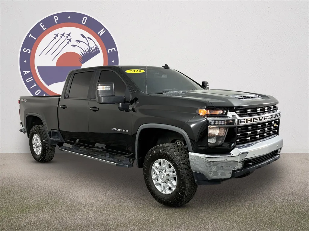 Black 2020 Chevrolet Silverado 2500HD LT for sale in Fort Walton Beach, FL