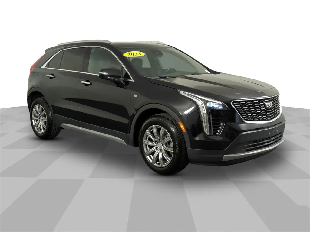 Black 2023 Cadillac XT4 Premium Luxury for sale in Fort Walton Beach, FL