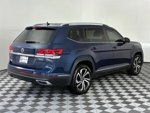 More photos of 2022 Volkswagen Atlas 2.0T SEL at Step One Cadillac Fort Walton Beach, FL