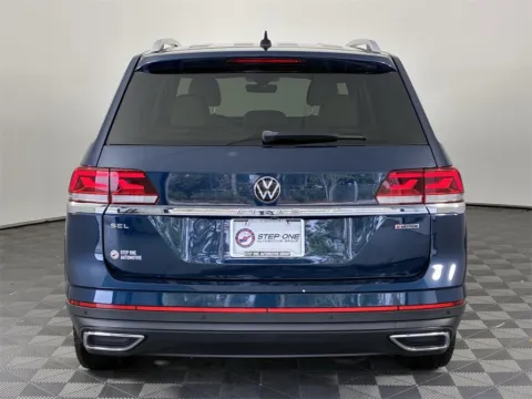 More photos of 2022 Volkswagen Atlas 2.0T SEL at Step One Cadillac Fort Walton Beach, FL