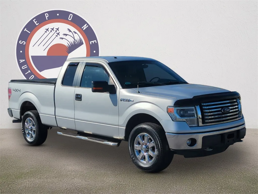 Silver 2014 Ford F-150 XLT for sale in Fort Walton Beach, FL