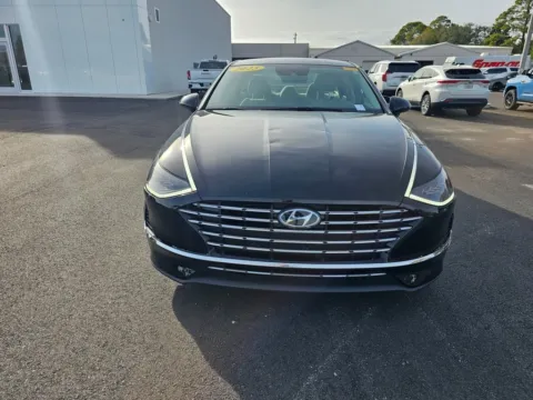 Another view of 2023 Hyundai Sonata Hybrid Blue for sale in Fort Walton Beach, FL at Step One Cadillac Fort Walton Beach