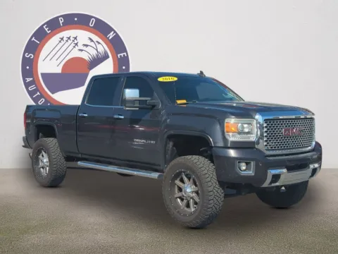 Gray 2016 GMC Sierra 2500HD Denali for sale in Fort Walton Beach, FL