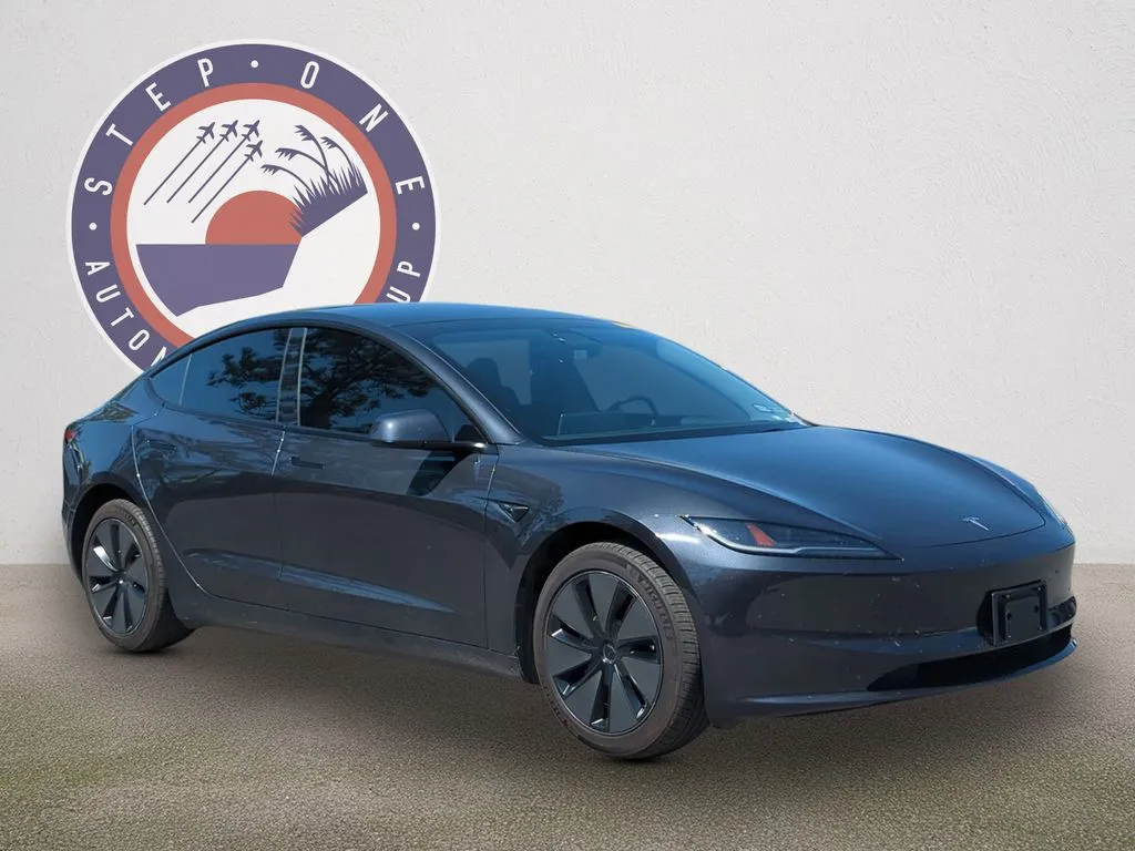 Used 2025 Tesla Model 3 Long Range with VIN 5YJ3E1EA1SF962897 for sale in Bessemer, AL