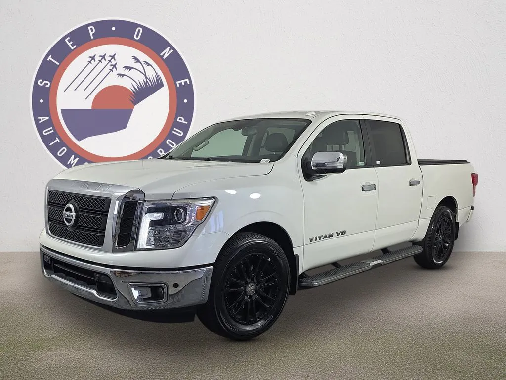 White 2018 Nissan Titan SL for sale in Fort Walton Beach, FL