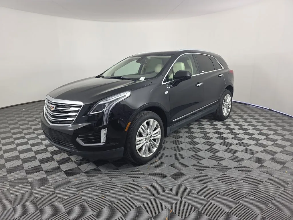 Black 2018 Cadillac XT5 Premium Luxury for sale in Fort Walton Beach, FL