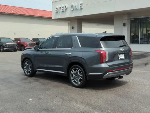 More photos of 2025 Hyundai Palisade SEL Premium at Step One Cadillac Fort Walton Beach, FL