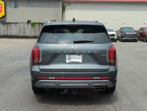 More photos of 2025 Hyundai Palisade SEL Premium at Step One Cadillac Fort Walton Beach, FL