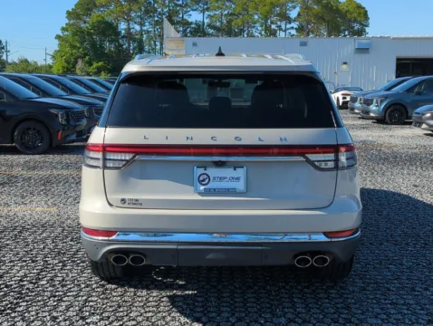More photos of 2022 Lincoln Aviator Reserve at Step One Cadillac Fort Walton Beach, FL
