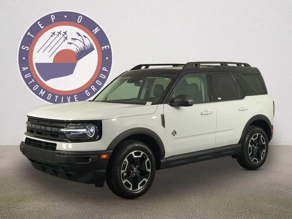 White 2024 Ford Bronco Sport Outer Banks for sale in Fort Walton Beach, FL