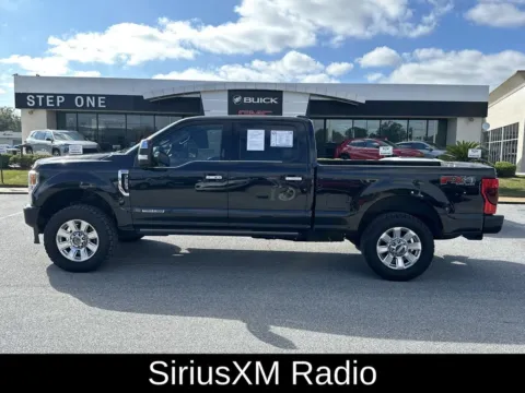 More photos of 2020 Ford F-250SD Platinum at Step One Cadillac Pensacola, FL