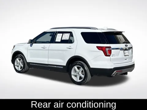 More photos of 2016 Ford Explorer XLT at Step One Cadillac Pensacola, FL