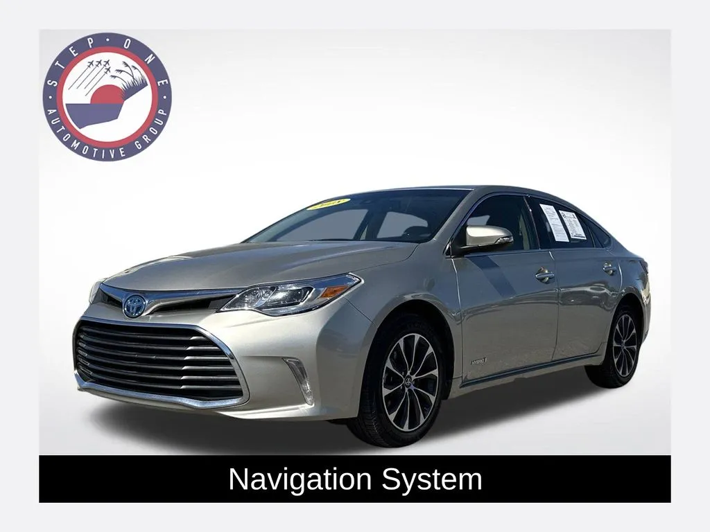 Beige 2018 Toyota Avalon Hybrid XLE Premium for sale in Pensacola, FL