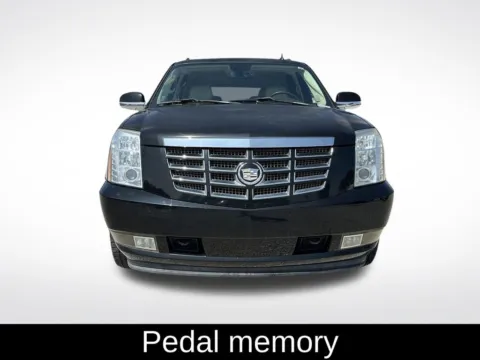 Another view of 2008 Cadillac Escalade ESV for sale in Pensacola, FL at Step One Cadillac Pensacola