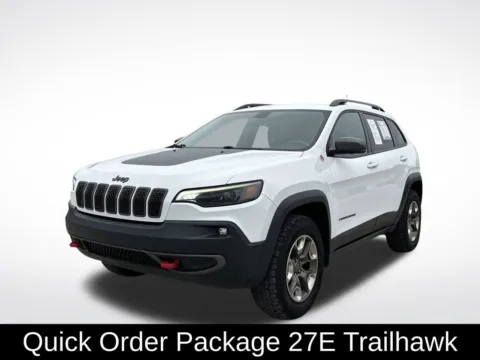 Photos of 2019 Jeep Cherokee Trailhawk for sale in Pensacola, FL at Step One Cadillac Pensacola